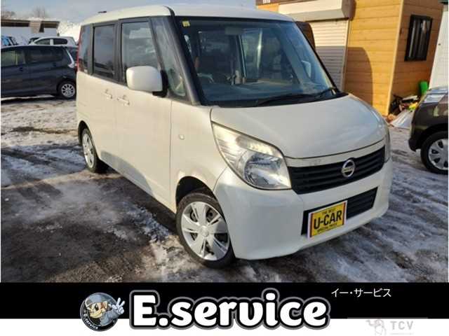 2011 Nissan ROOX