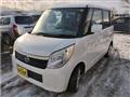 2011 Nissan ROOX