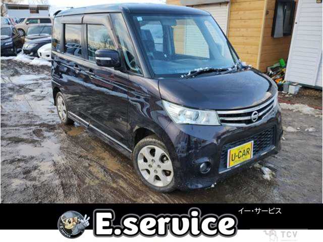 2011 Nissan ROOX