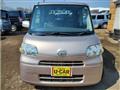 2011 Daihatsu Tanto