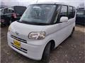 2010 Daihatsu Tanto