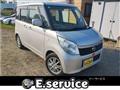 2011 Nissan ROOX