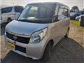 2011 Nissan ROOX