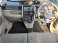 2013 Daihatsu Tanto