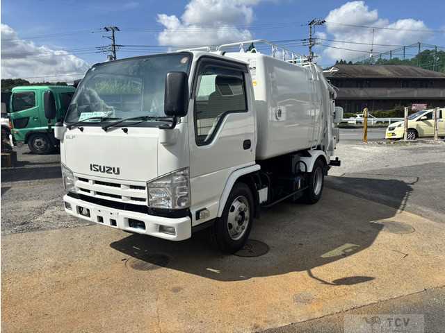 2013 Isuzu Isuzu Others