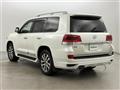2018 Toyota Land Cruiser