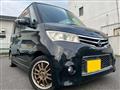 2010 Nissan ROOX