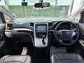 2013 Toyota Vellfire
