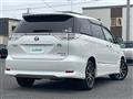 2015 Toyota Estima Hybrid