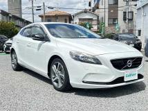 2015 Volvo V40