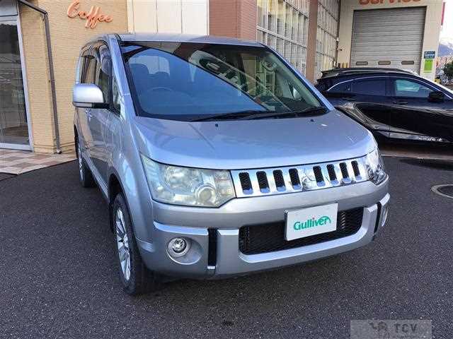 2018 Mitsubishi Delica D5