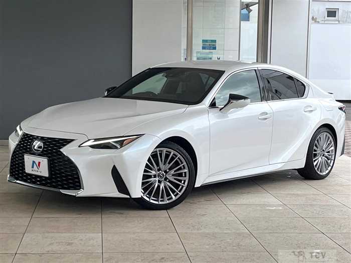 2024 Lexus IS