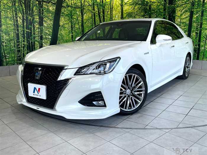 2017 Toyota Crown Hybrid