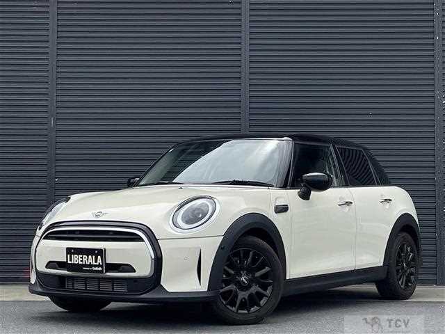 2021 BMW MINI