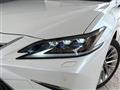 2019 Lexus ES