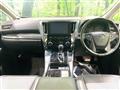 2022 Toyota Alphard Hybrid