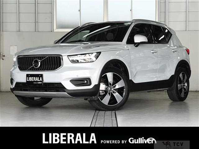 2022 Volvo XC40