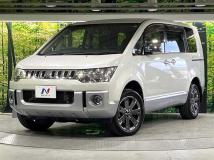 2018 Mitsubishi Delica D5