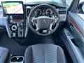 2024 Mitsubishi Delica D5
