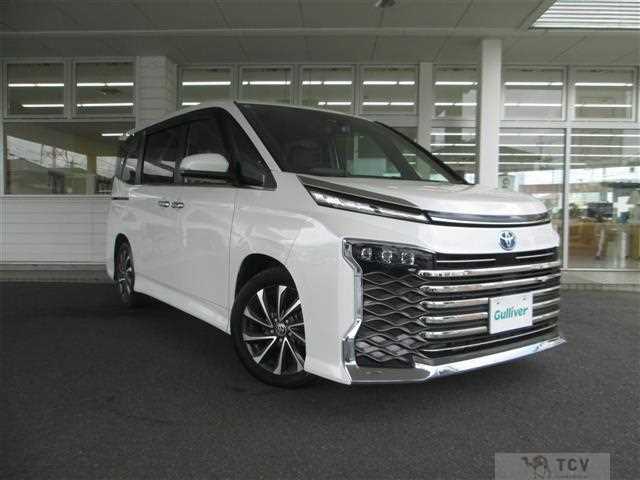 2023 Toyota Voxy