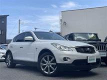 2012 Nissan SKYLINE CROSSOVER