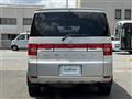 2011 Mitsubishi Delica D5