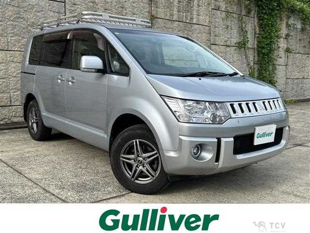2015 Mitsubishi Delica D5