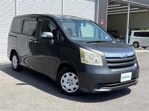 2009 Toyota Noah