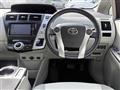 2013 Toyota PRIUS α