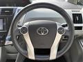 2013 Toyota PRIUS α