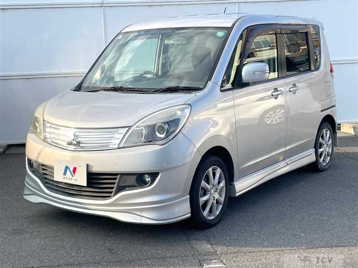 2013 Mitsubishi Delica D2