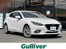 2016 Mazda Axela Sport