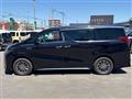 2019 Toyota Alphard Hybrid