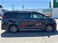 2019 Toyota Alphard Hybrid