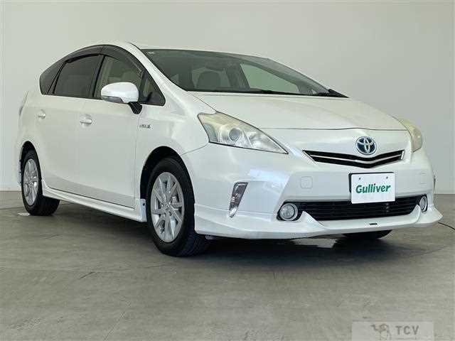 2012 Toyota PRIUS α