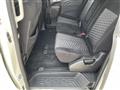 2020 Mitsubishi Delica D5