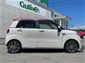2017 Daihatsu Cast