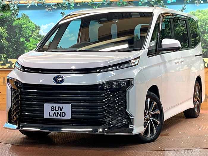 2024 Toyota Voxy