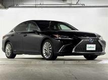 2019 Lexus ES