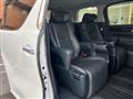 2023 Toyota Alphard