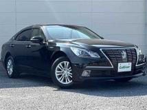 2014 Toyota Crown Hybrid