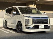 2019 Mitsubishi Delica D5