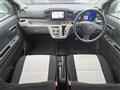 2017 Daihatsu Mira Es