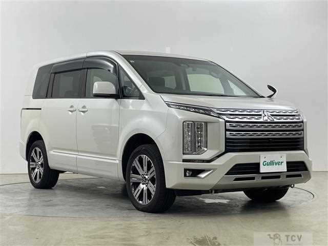 2021 Mitsubishi Delica D5