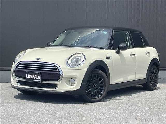 2018 BMW MINI
