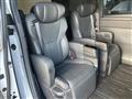 2025 Toyota Alphard Hybrid