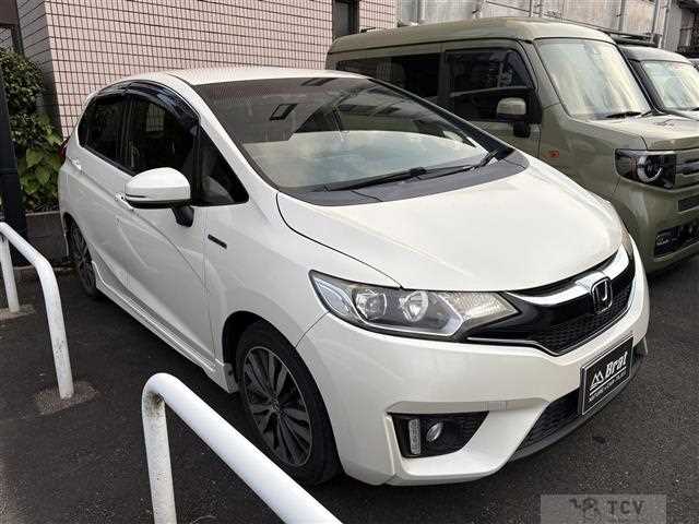2016 Honda Fit Hybrid