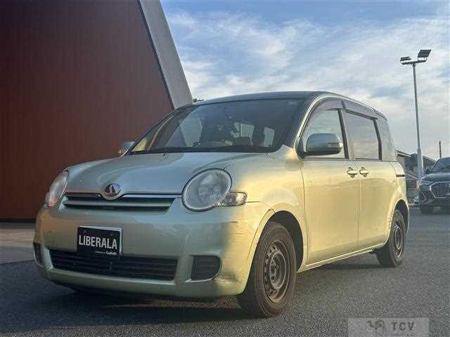 2010 Toyota Sienta