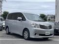 2010 Toyota Noah