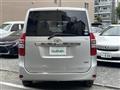 2010 Toyota Noah